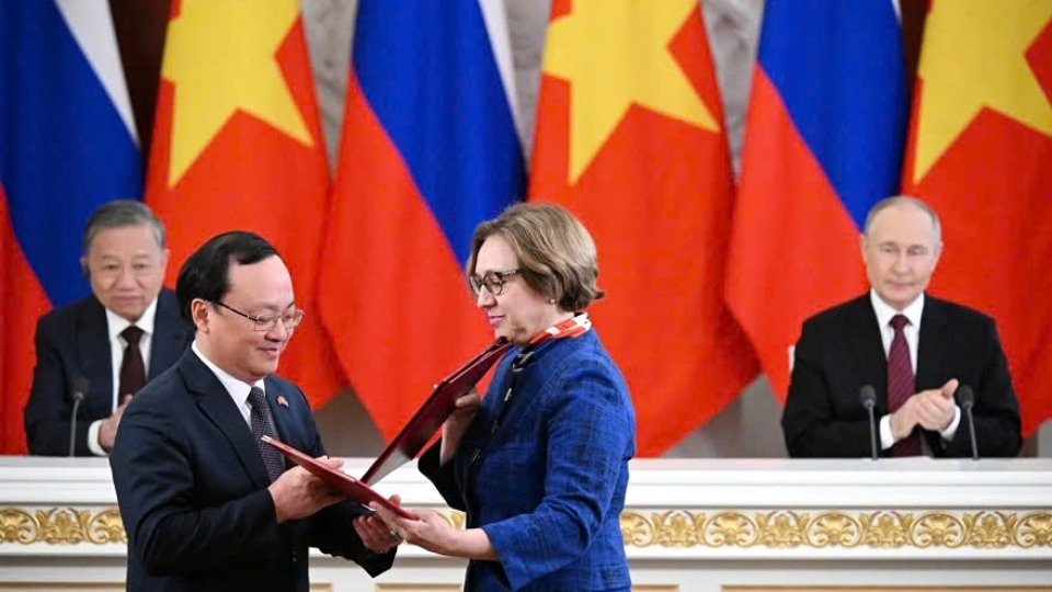 VOV inks cooperation document with Russia’s Orpheus Radio